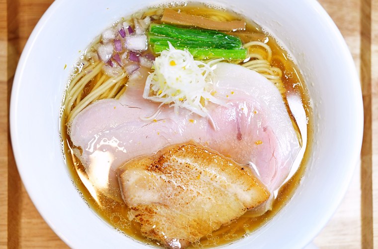 【高松】「らぁ麺 すずむし」で無化調の風味豊かなラーメンを♪夜限定メニューも！